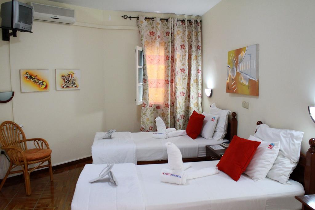 Bed and Breakfast Mindelo Residencial Habitación foto